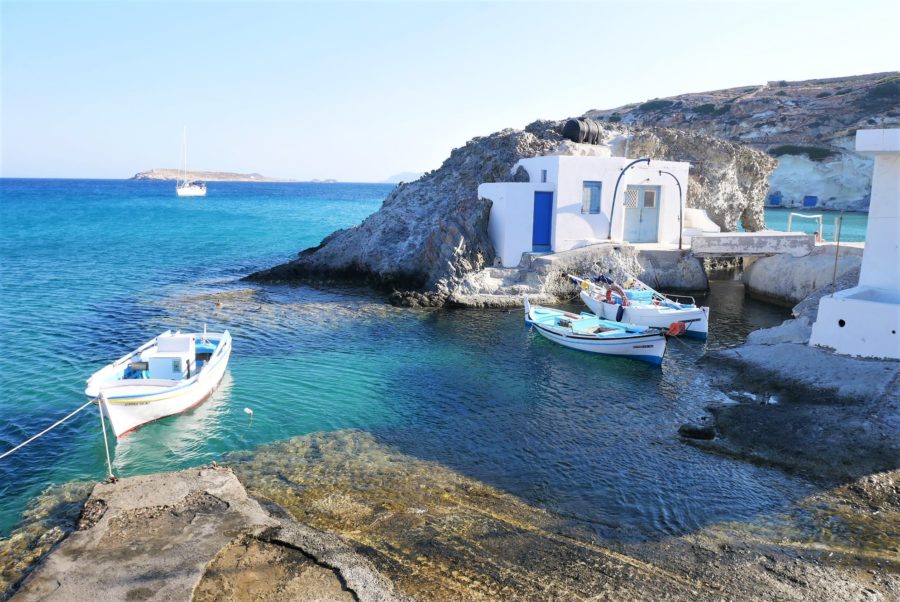 Barcas de pescadores en Kímolos, Grecia