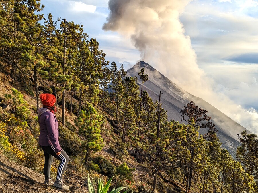 Trekking al volcán Acatenango, la experiencia más brutal en Guatemala