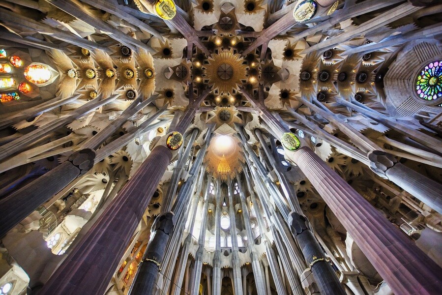 Techo de la Sagrada Familia, Ruta del Modernismo en Barcelona